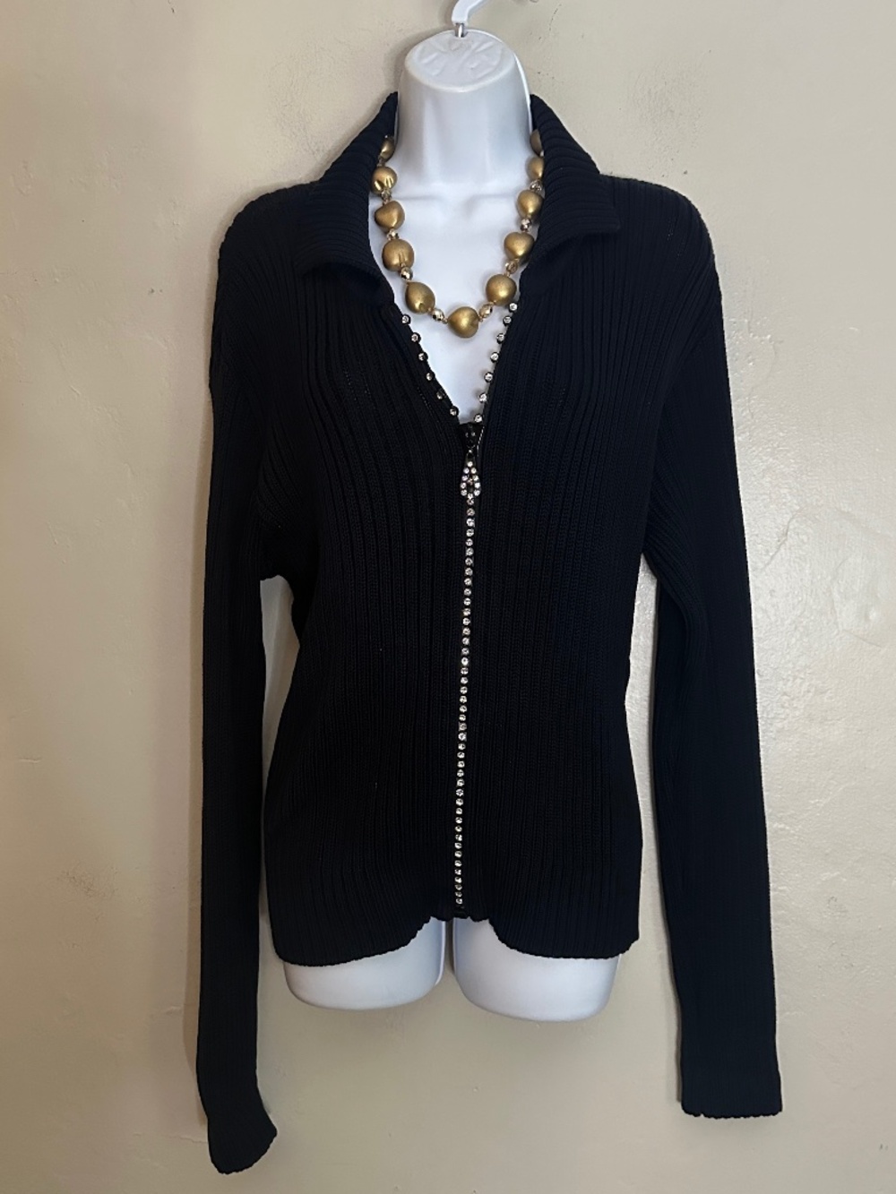 Von Saken Jeweled Sweater 22" armpit to armpit no size tag Gently worn Full zip